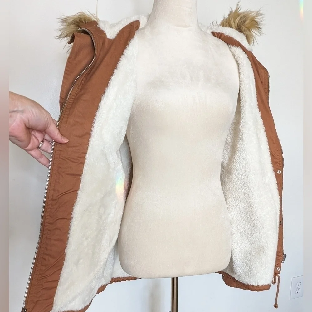 Love Tree Boutique Brown Faux Fur Trimmed Hood Sherpa Lined Jacket Coat Small - Picture 2 of 13